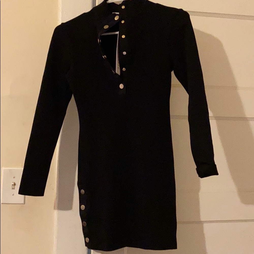 Dress - Picture 3 of 3